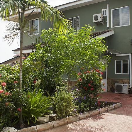 אקרה Quest Lodge מראה חיצוני תמונה
