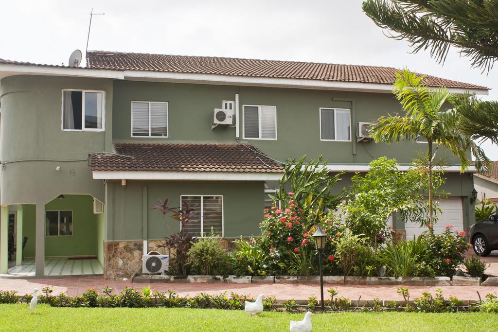 אקרה Quest Lodge מראה חיצוני תמונה