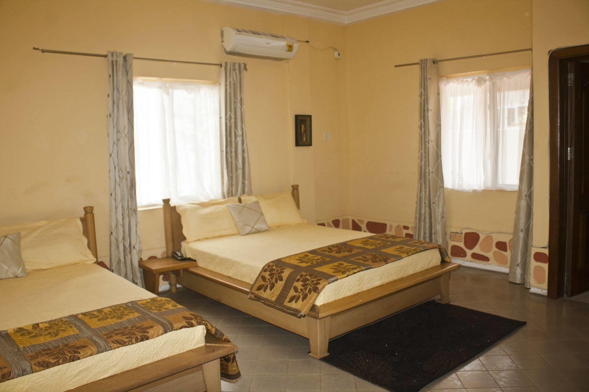 אקרה Quest Lodge מראה חיצוני תמונה