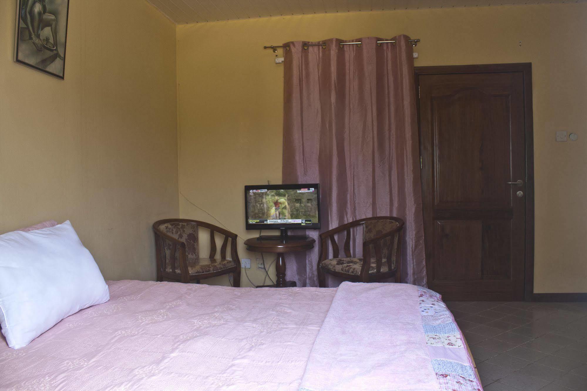 אקרה Quest Lodge מראה חיצוני תמונה